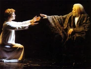 ValjeanFantineEpilogue.jpg (20 KB)