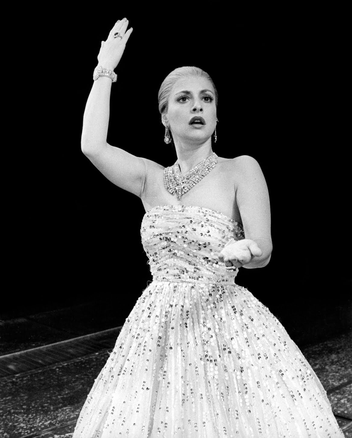 Pictures of patti lupone