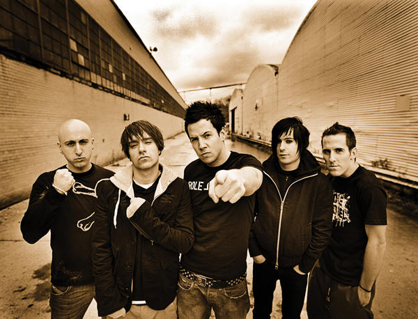 Simple Plan - Your Love is a Lie lyrics 