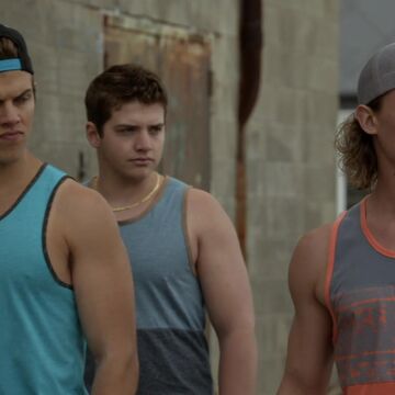 A Fuss In The Back Bush Letterkenny Wiki Fandom A Fuss In The Back Bush Letterkenny Wiki Fandom
