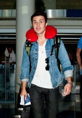 Kris Allen in a Levi's denim trucker jacket