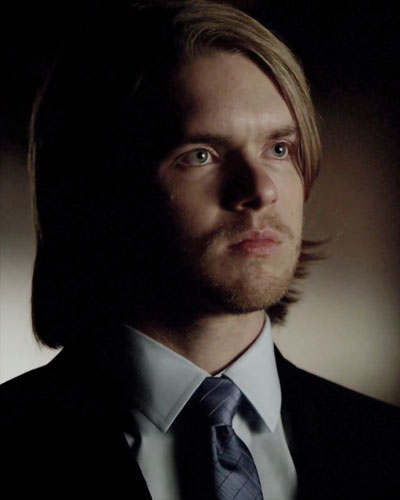 TVD trás um vampiro gay, Luke, como novo personagem na quinta temporada