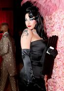 Violet Chachki. Drag queen no binaria.