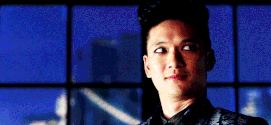 Magnus Bane.gif