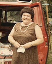 Hefina Headon