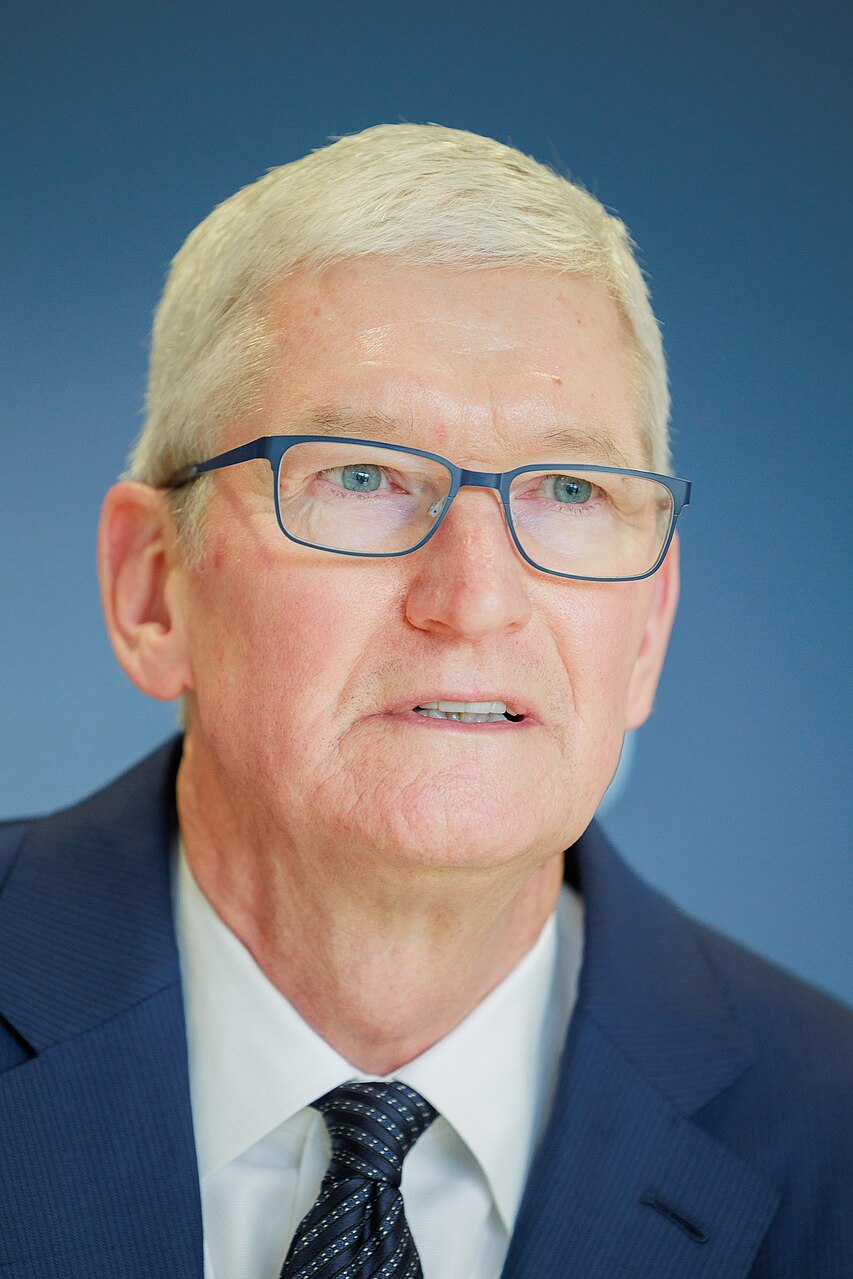 Tim Cook | LGBTQIA+ Wiki | Fandom