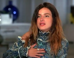 Bella Thorne.png