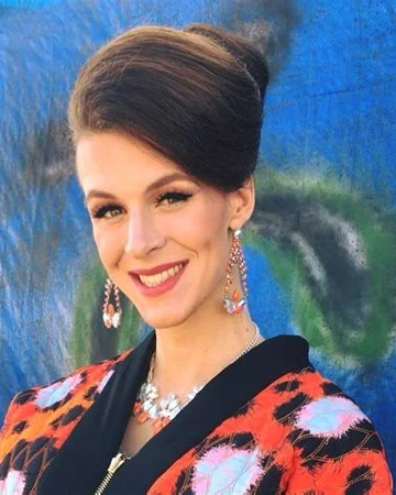 Jade pearl-baker.jpeg