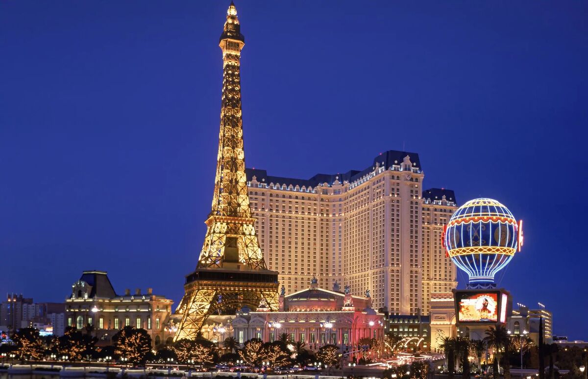 Moments of DelightAnne Reeves: City Series: Las Vegas, A Little Paris