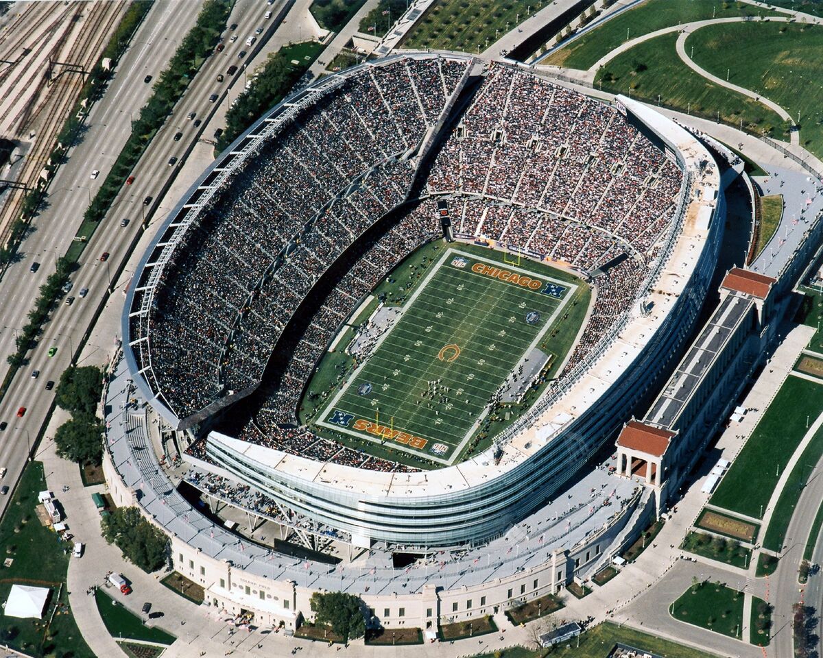 Soldier Field turf conditions are so terrible Bears players are