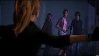 Rachel meeting Chloe (E1_S01_007)