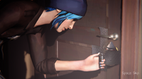 Chloe using her lighter with her left hand in Life is Strange.