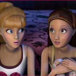 Teresa life in the dreamhouse shop