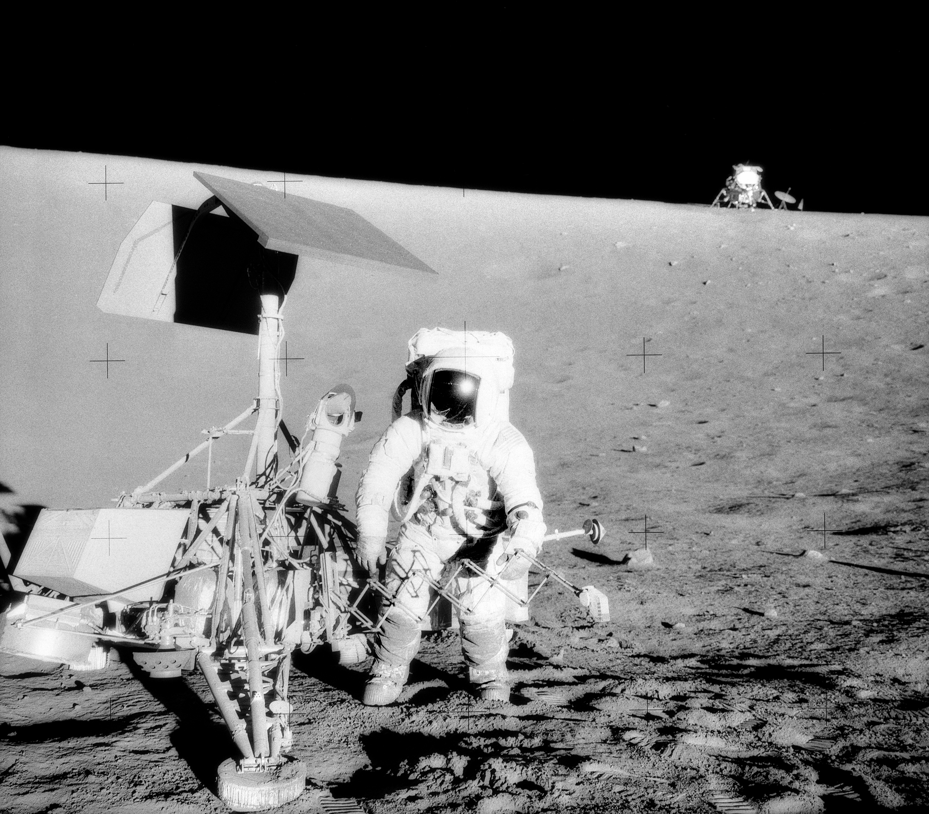 Lunar 20x25 cm - Repro-Autogramm CHARLES CONRAD Apollo 12 