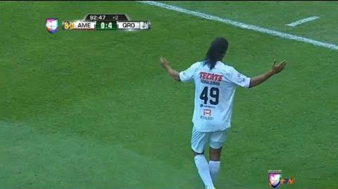 Ronaldinho vs America • Liga MX - America vs Queretaro 0-4 (18-04-2015)