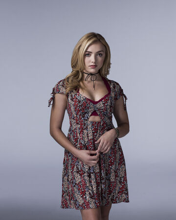 Olivia Richmond Light As A Feather Wiki Fandom