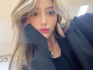 Chowon (21.12.16) SNS IG Update (1)
