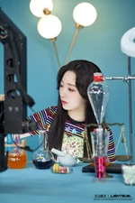 Hina Vanilla music video behind 08.jpg (174 KB) "Vanilla"