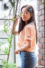 Hina (June 10, 2021) pictorial OSEN (01).jpg (269 KB) OSEN June 2021