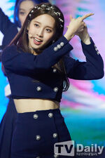 Nayoung (21-10-13) Light A Wish Showcase Performance (01)