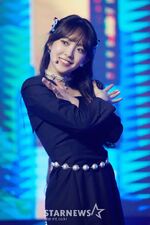 Yujeong (21-10-13) Light A Wish Showcase Performance (03)