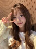 Yujeong (210930) SNS U Cube Update (1)
