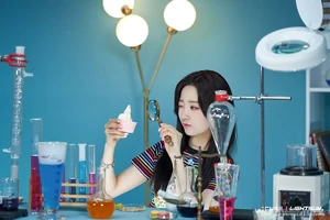 Hina Vanilla music video behind 07.jpg (119 KB) "Vanilla"