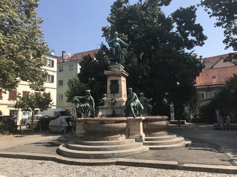 Lindaviabrunnen.jpeg