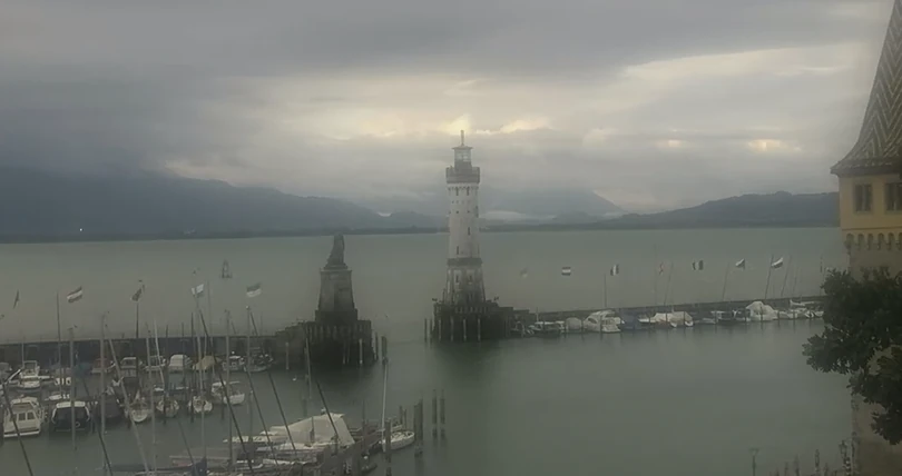 Der Himmel am -Morgen 2023 (absolute Ausnahme - dahinter die )