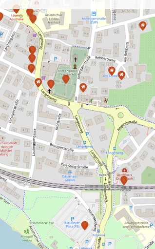 rechts die neue , links der von Westen in sie mündende Langenweg