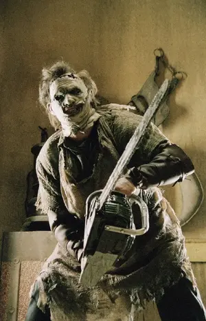 2799857-leatherface