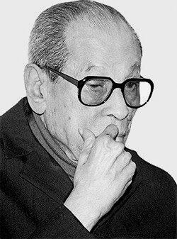 Naguib Mahfouz