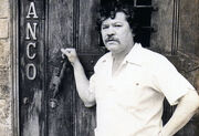 Poeta Víctor Valera Mora
