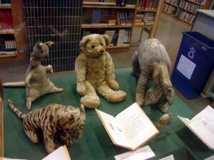 OriginalWinnieThePoohToys