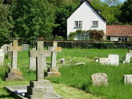 GreatLivermereSuffolkChurchyard