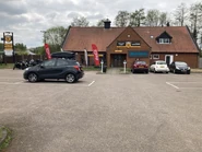 Attleborough R11.jpg (121 KB) The building as Route 11 Kitchen