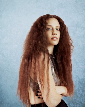 jess glynne right here video