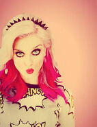 PerrieEdwards27