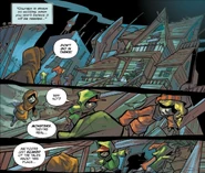 GroupEnterHouse.png (1,36 МБ) Девочка предупреждает своих друзей об опасности.