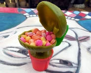 Candyii3.jpg (73 KB)