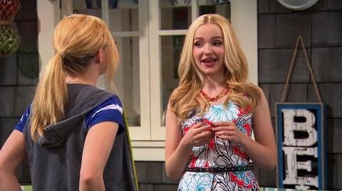 Liv_And_Maddie_-_S04E09_Falcon-a-Rooney