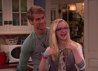 Josh And Maddie Relationship Liv And Maddie Wiki Fandom