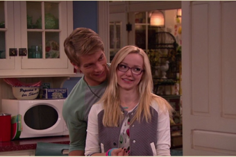 Josh And Maddie Relationship Liv And Maddie Wiki Fandom