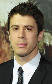 Toby Kebbell - Wikipedia