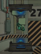 收容单元内的“荧光手镯”