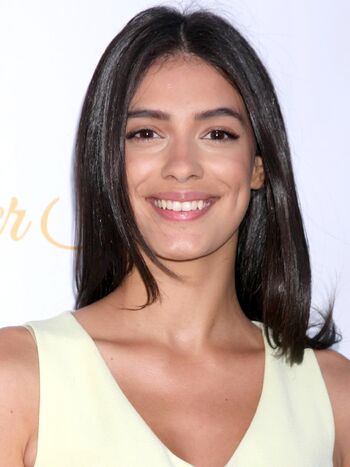 Laysla De Oliveira Locke & Key Wiki Fandom