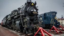 File:New York, Chicago & St. Louis Railroad (Nickel Plate Road) - 757 steam  locomotive (S-2 2-8-4) & tender 3 (27025449632).jpg - Wikimedia Commons