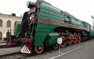 7277-file-passenger-steam-locomotive-p36-0251-7-jpg-wikipedia-the-free 665x415.jpg (227 KB) A Soviet P36-class 4-8-4 showing off its prominent and stylish smoke deflectors.