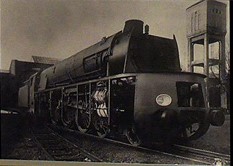 DRG Class 05 001 streamlined casing steam engine