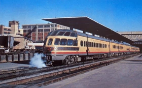 Skytop car Priest Rapids, #189, in the Union Pacific paint scheme.